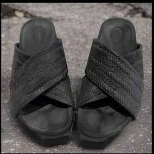L’Agence Slide Flat Sandals Crossed Braided Leather Suede Soft Footbed Size 7.5